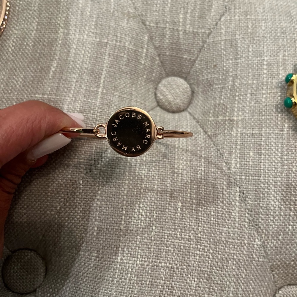 Marc Jacob bangle rose gold